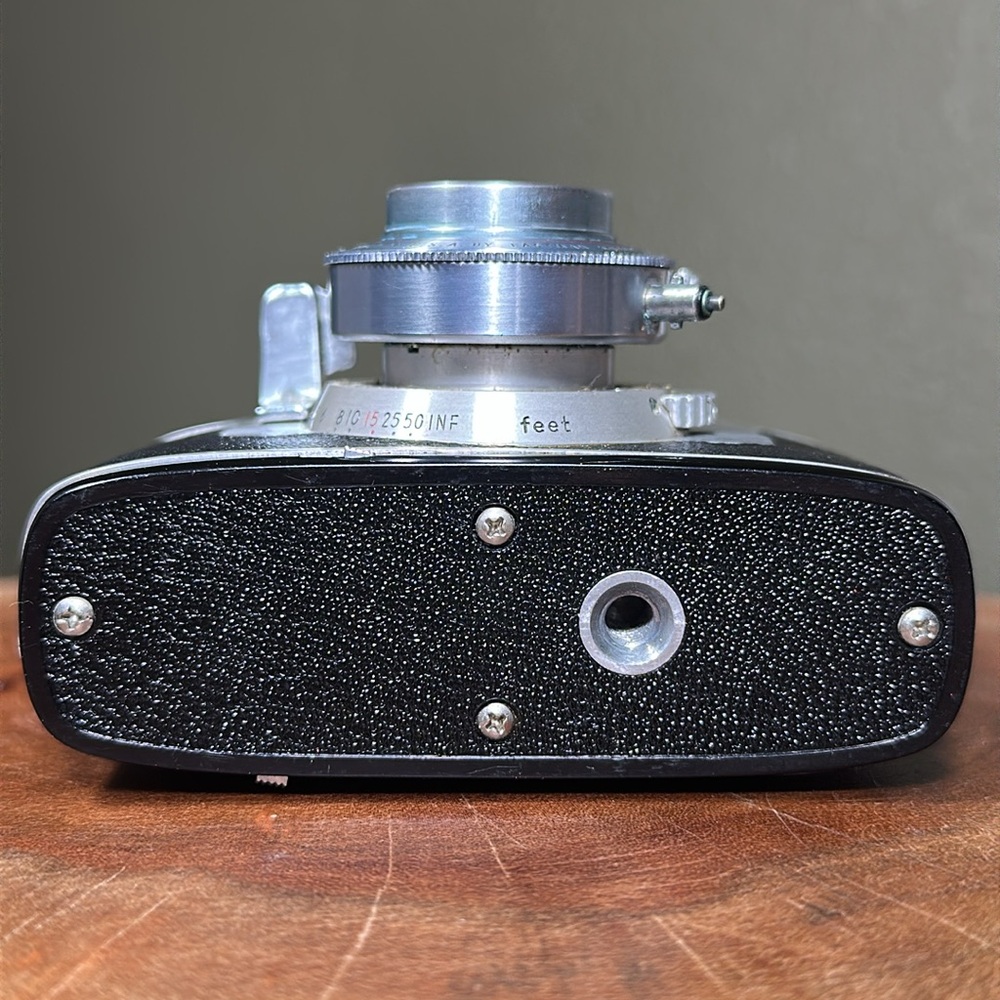 KODAK Signet 35 with Leather Kodak Case - Picture 7 of 16